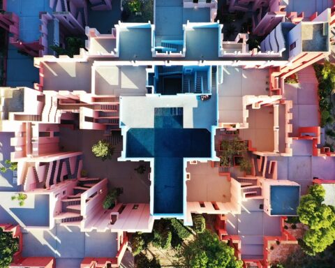 La Muralla Roja By Ricardo Bofill Photos Varmode