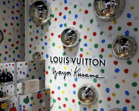 Louis Vuitton X Yayoi Kusama X Harrods London Pop Up Photos Varmode 4